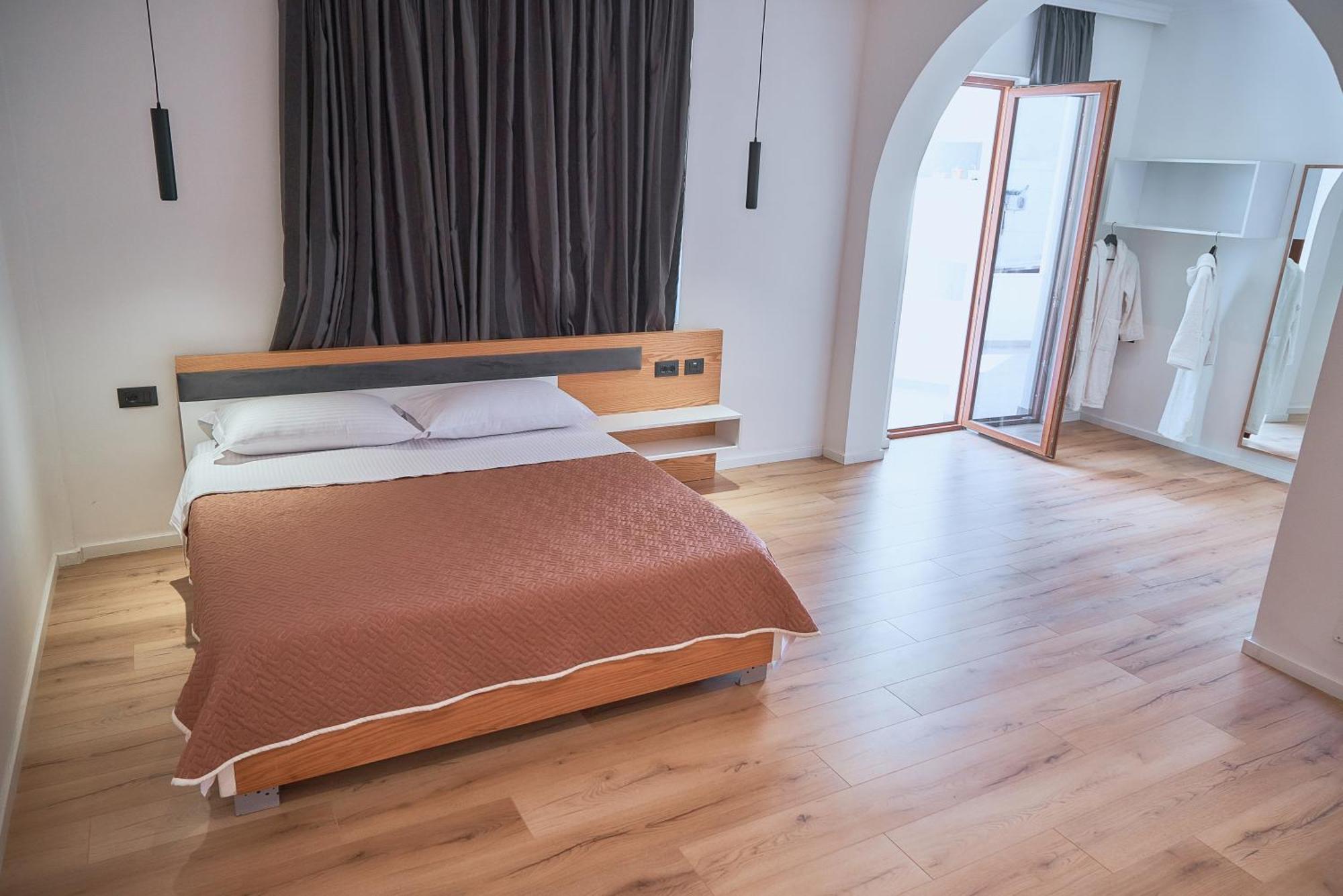 Kalpazo Inn Tirana Bagian luar foto